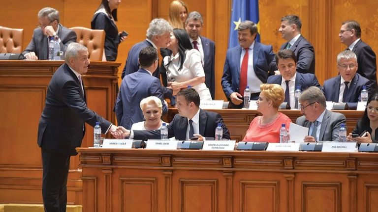 Jocuri de culise cu tema ”eșecul guvernării”