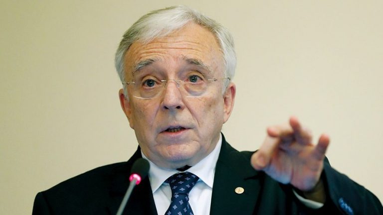 Epoca deficitelor