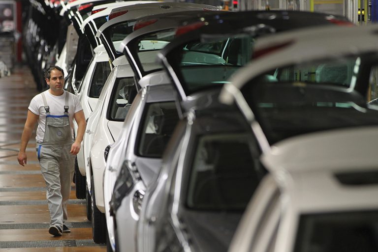 Industria auto germană, noi reduceri în 2020
