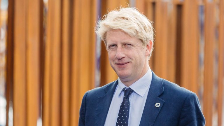 Fratele pro-european al lui Boris Johnson demisionează din Guvern și Parlament