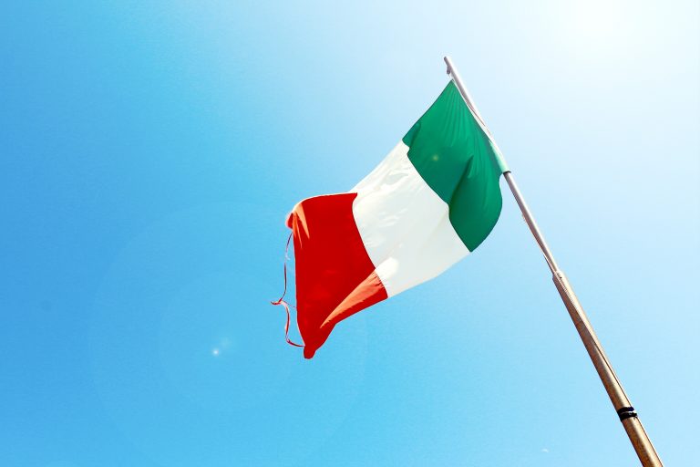 Italia este prima țară din lume care va introduce studiul schimbărilor climatice în școli
