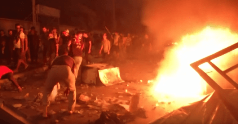 VIDEO: Cel puțin 15 persoane au murit în urma ultimelor proteste din Irak
