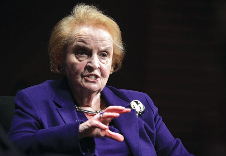 Fascismul lui Madeleine Albright nu e doar un avertisment