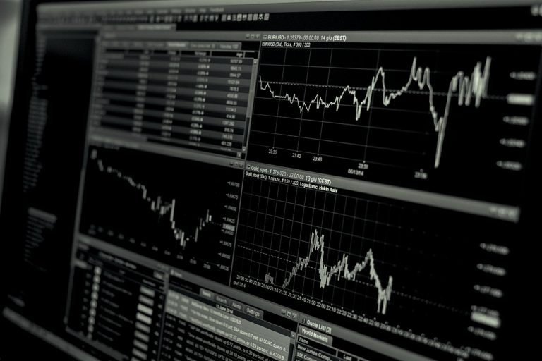 Analiză XTB România: Efectele coronavirusului asupra economiilor și burselor