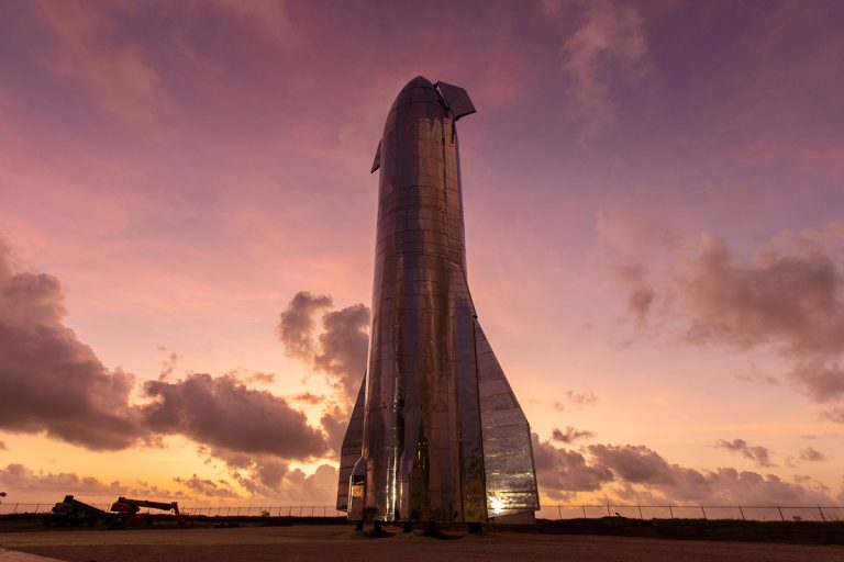 O rachetă Starship dezvoltată de SpaceX a explodat în timpul unor teste