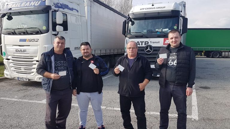 ALEGERI PREZIDENȚIALE 2019: Românii din Diaspora care nu pot ajunge la secțiile de votare, ajutați de voluntari