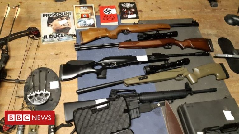 Poliția italiană a arestat 19 militanți extremiști care plănuiau înființarea unui nou partid nazist
