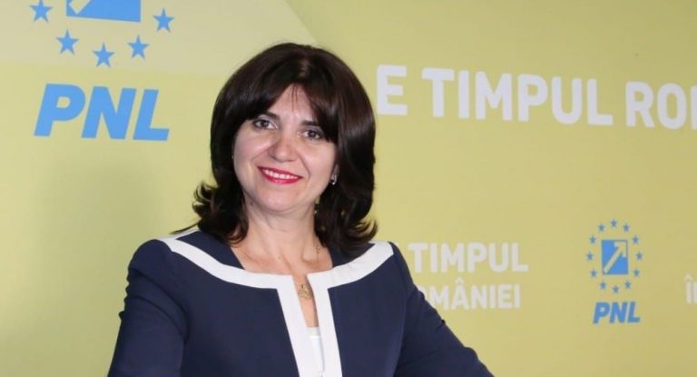Noul ministru al Educației, acuzat de comportament duplicitar