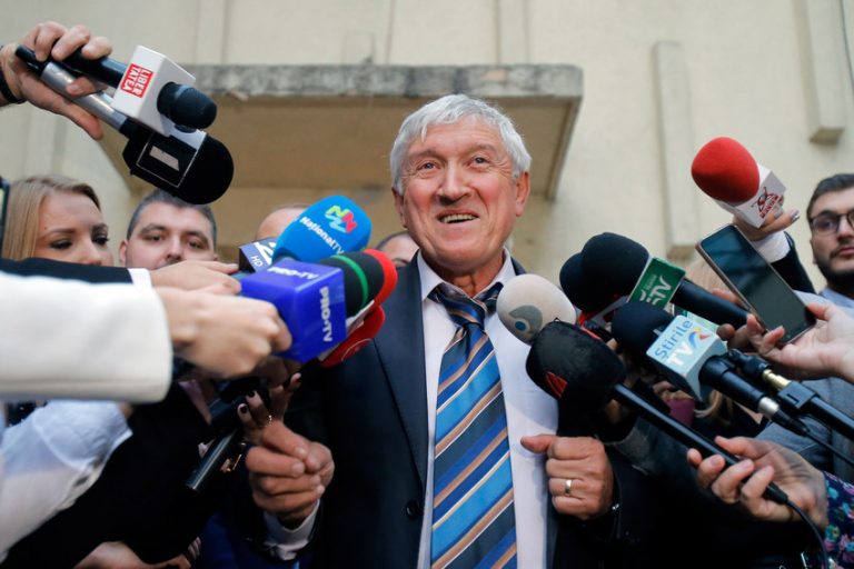 Mircea Diaconu, propus de Firea la șefia ICR. Reacția lui Ciolacu