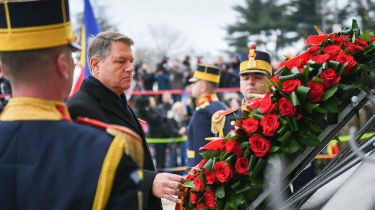 Parada militară de la București: Ce oficialități sunt prezențe?