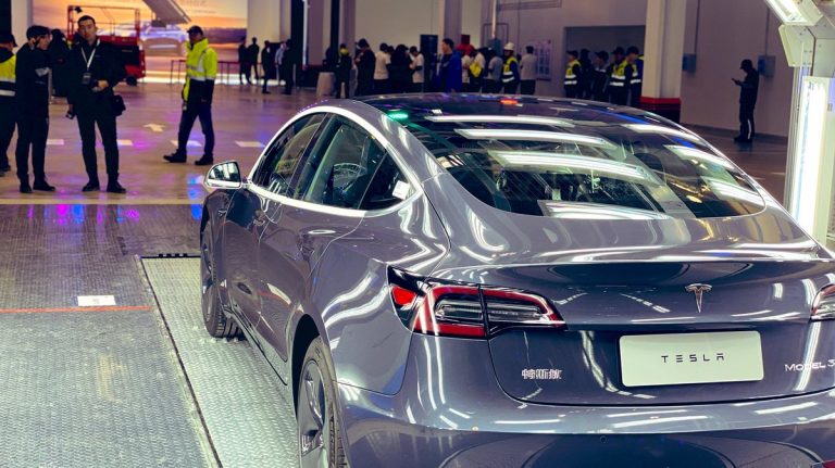 Coronavirusul ar putea afecta livrările Tesla din China