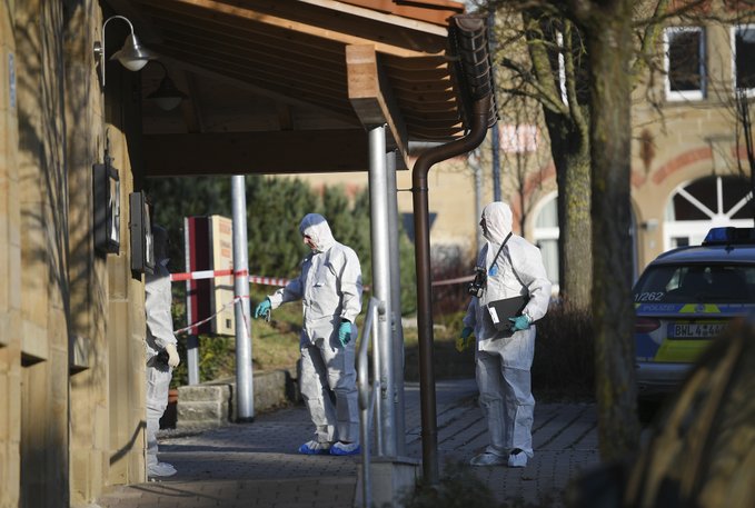 MAE: Nu există români printre victimele atacului armat din Germania