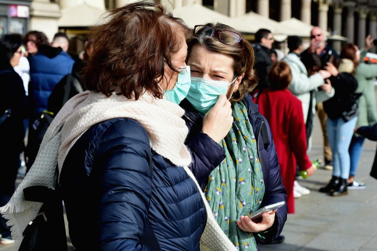Purtarea măștilor devine obligatorie la Galați