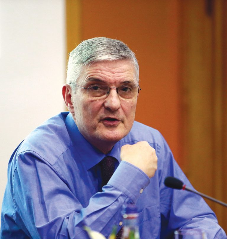Repetăm 2008?