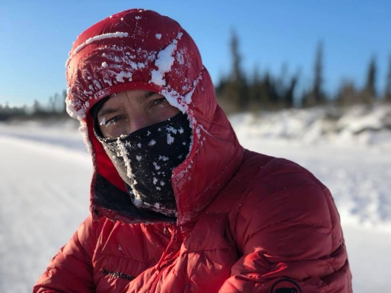 Tibi Ușeriu a terminat ultramaratonul Yukon Arctic din Canada