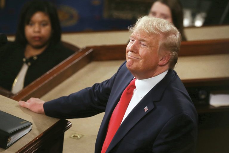 Trump nu crede în încălzirea globală, dar vrea mai mulți copaci