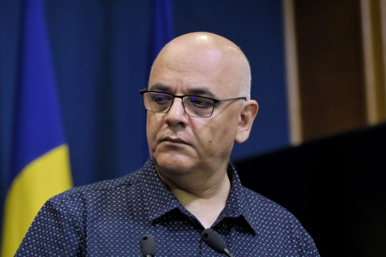 Raed Arafat: Reducerea deplasărilor este obligatorie în timpul nopții