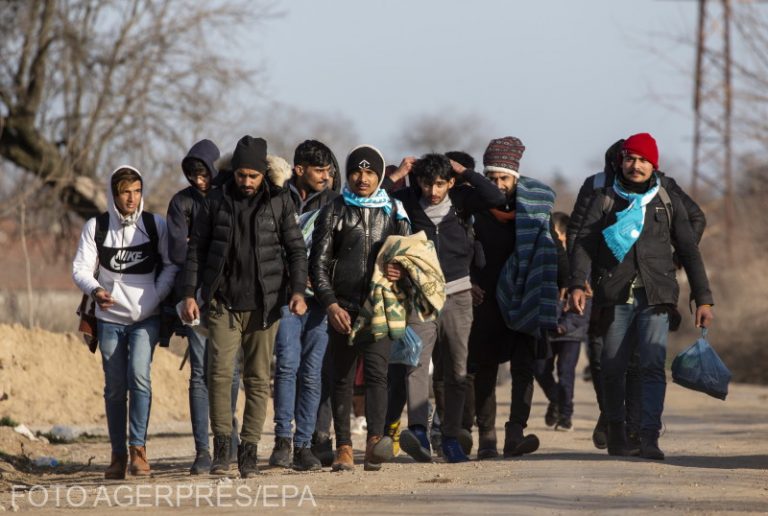 România se implică în criza imigranților de la frontiera Greciei cu Turcia