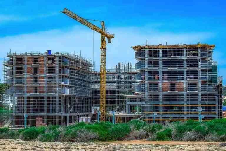 Sectorul construcțiilor – în revenire spectaculoasă pe fondul avântului regional