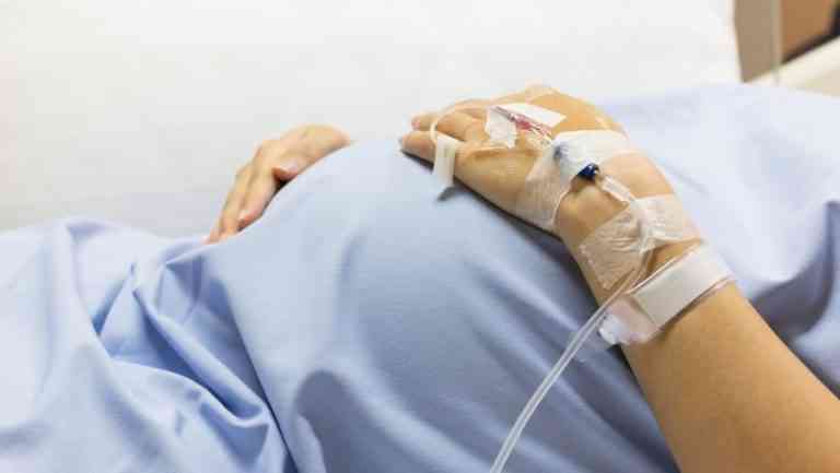 Gravidele, nemulțumite că nu mai au acces la investigaţiile medicale de care au nevoie în timpul sarcinii