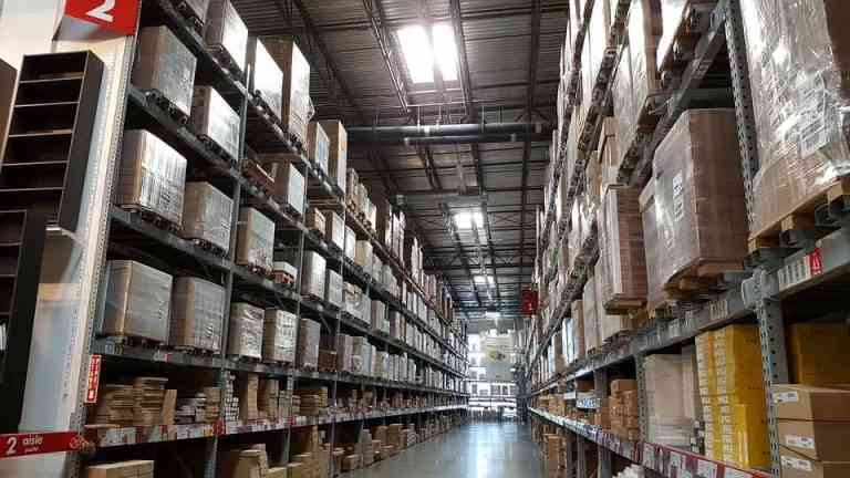 Magazinele IKEA România vor fi închise începând de vineri