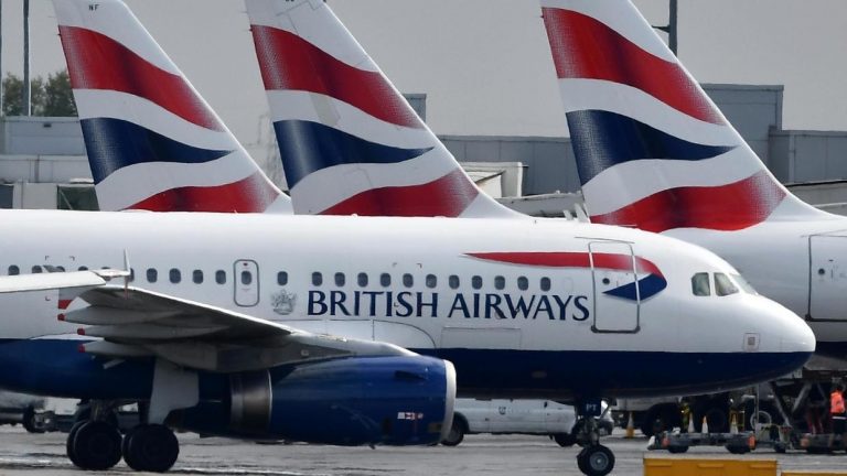 British Airways va suspenda 36.000 de posturi, adică 80% dintre angajați