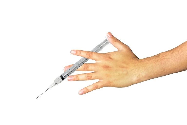 UNICEF: 117 milioane de copii riscă să nu aibă acces la vaccin, din cauza decalării campaniilor de vaccinare contra rujeolei, urmare a COVID-19