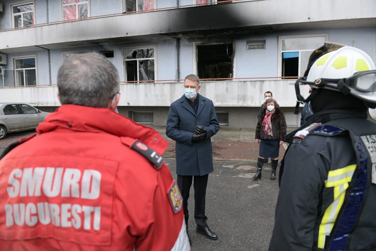 Dacă oamenii mor pentru a admite ceea ce este evident – este necesară o reformă profundă a sistemului public de sănătate